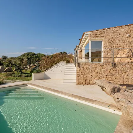 Vila Ismarea Isola Rossa (Sassari)